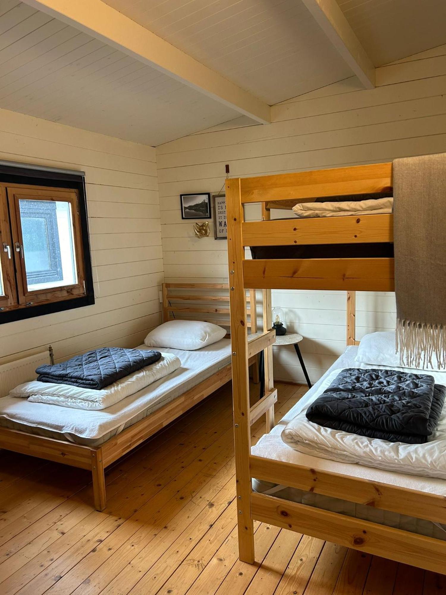 Carpe Diem, Het Ruime Chalet Met Houtkachel Nabij Wildlands Emmen Schoonebeek Exterior photo